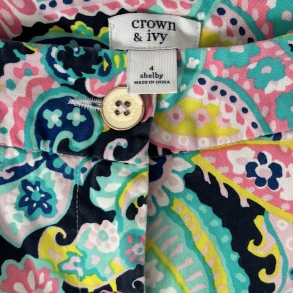 Crown & Ivy Shelby Sz 4 Floral Paisley Pink Green Blue Scalloped Stretch Shorts - Picture 3 of 5